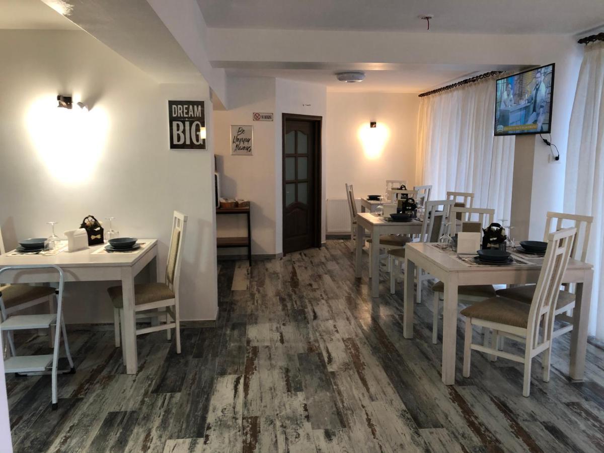 Vila Loft Cube Sinaia Luaran gambar